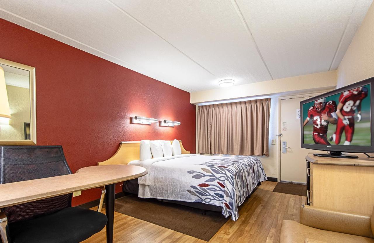 Red Roof Inn Charleston West - Hurricane, Wv Teays Valley Ngoại thất bức ảnh