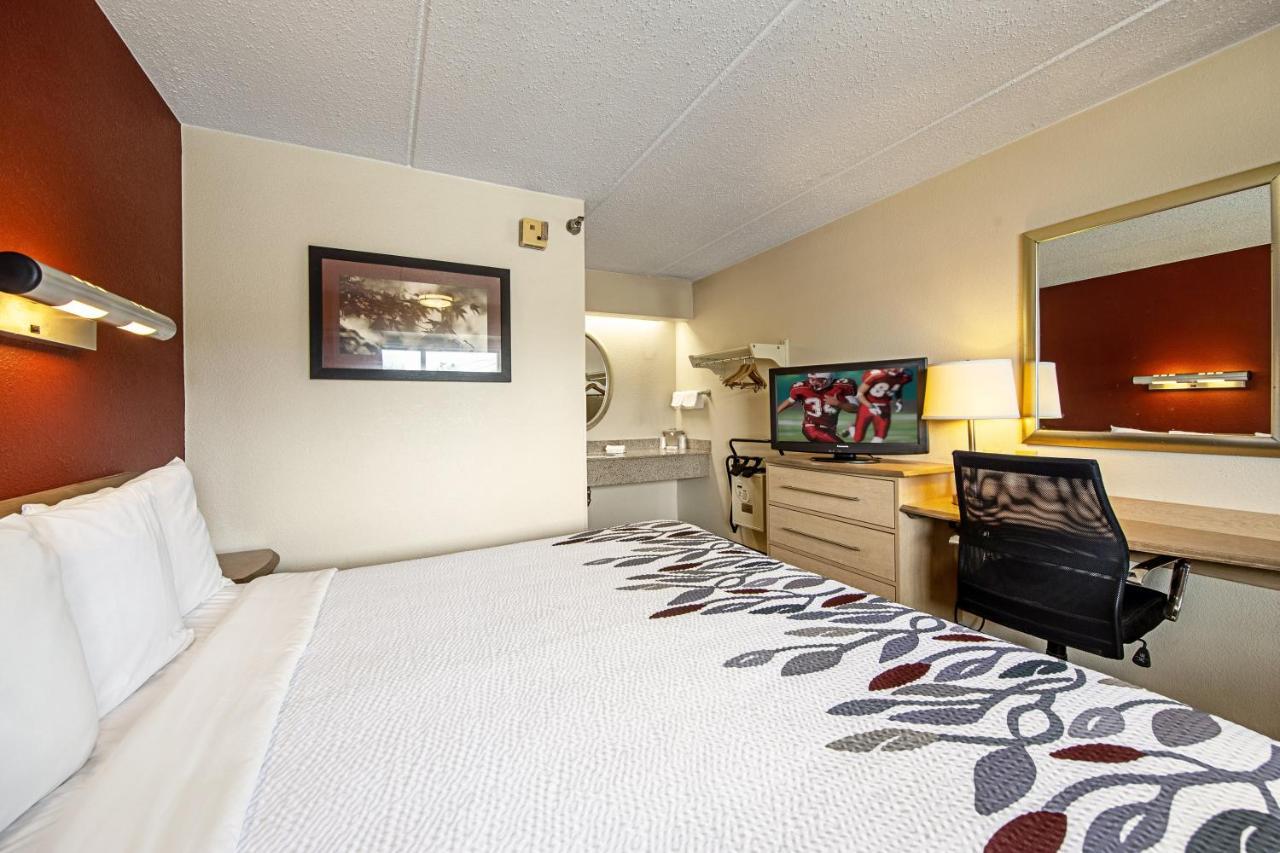 Red Roof Inn Charleston West - Hurricane, Wv Teays Valley Ngoại thất bức ảnh