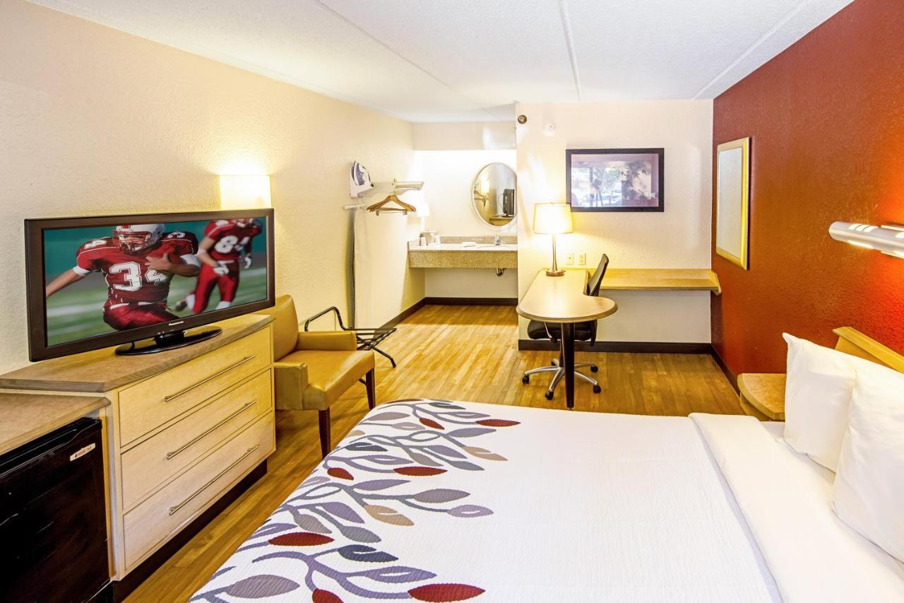 Red Roof Inn Charleston West - Hurricane, Wv Teays Valley Ngoại thất bức ảnh