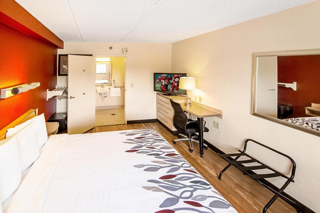 Red Roof Inn Charleston West - Hurricane, Wv Teays Valley Ngoại thất bức ảnh